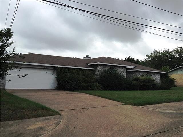 1st image of 6814 Cliffwood Dr