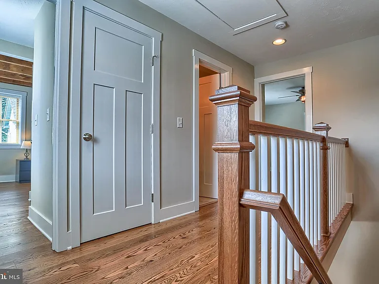 234 N Stratton St — Photo 17