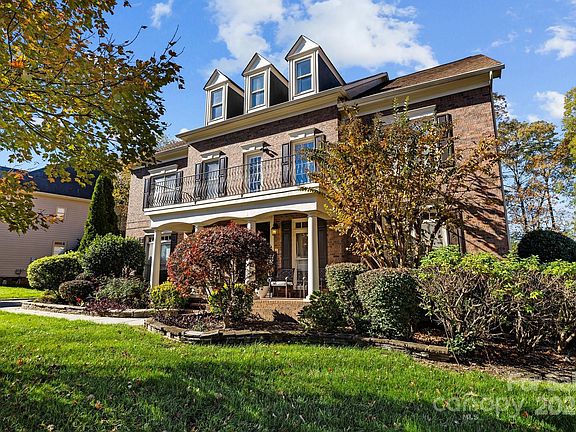 2nd image of 26243 Camden Woods Dr