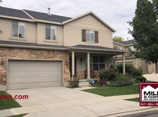 839 E Whisper Cove Rd, Sandy, UT 84094