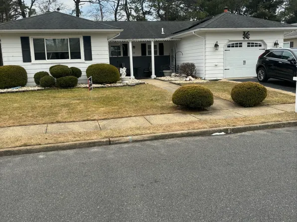 11 Exitir Street, Berkeley, NJ 08721