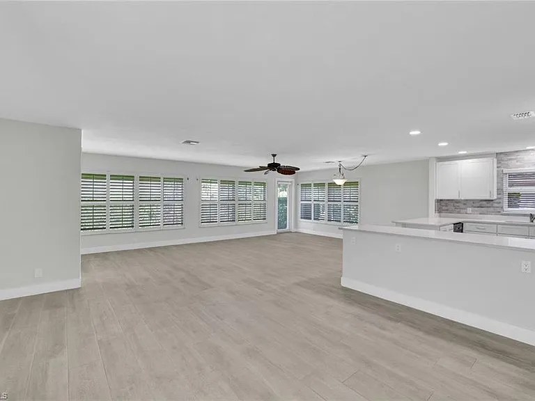 265 Georgetown Blvd #60 — Photo 3