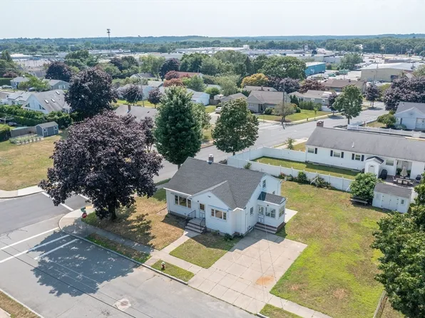 249 Lafayette St, New Bedford, MA 02745