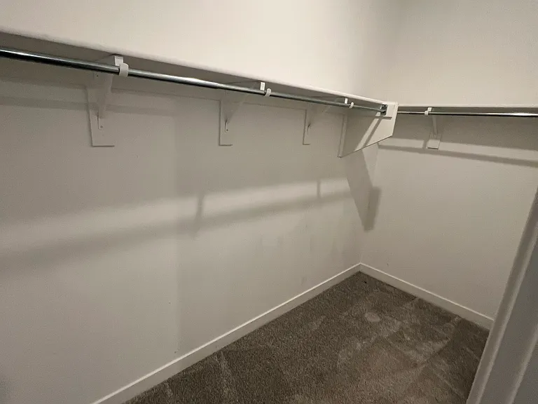 843 E Wiley Way — Photo 11