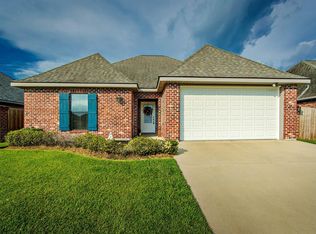 332 N Moss Dr, Houma, LA 70360