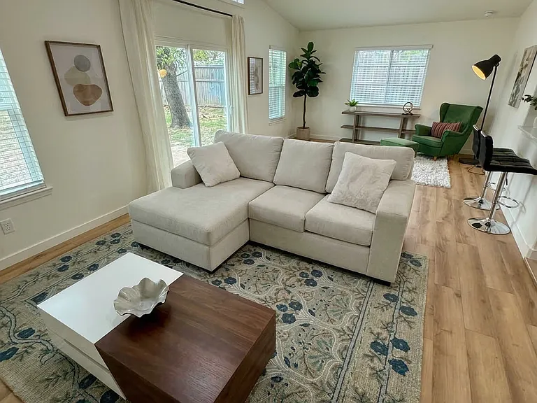 3006 Great Valley Dr — Photo 9