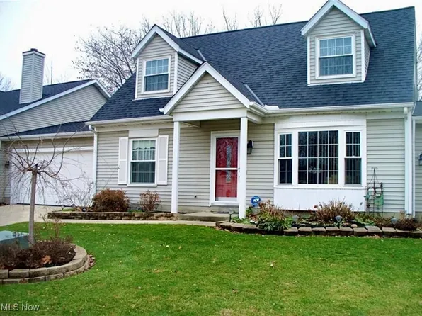 9736 Country Scene Ln #G6, Mentor, OH 44060