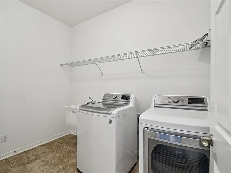 4215 Tatum Loop — Photo 18