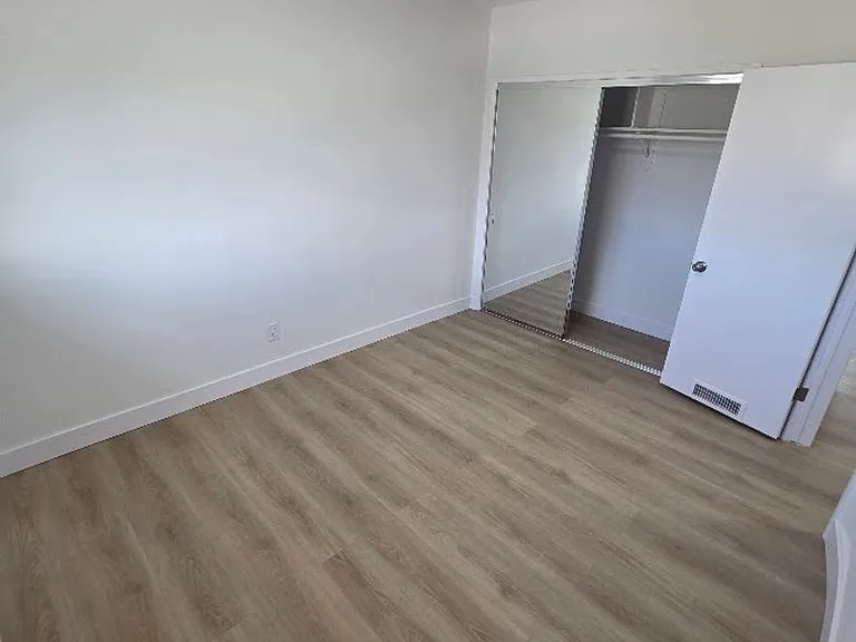 3505 Emerald St — Photo 36