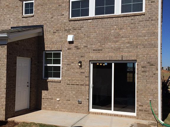3rd image of 6921 Walnut Branch Ln #51