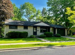 609 Lawrence Ave, Rothschild, WI 54474
