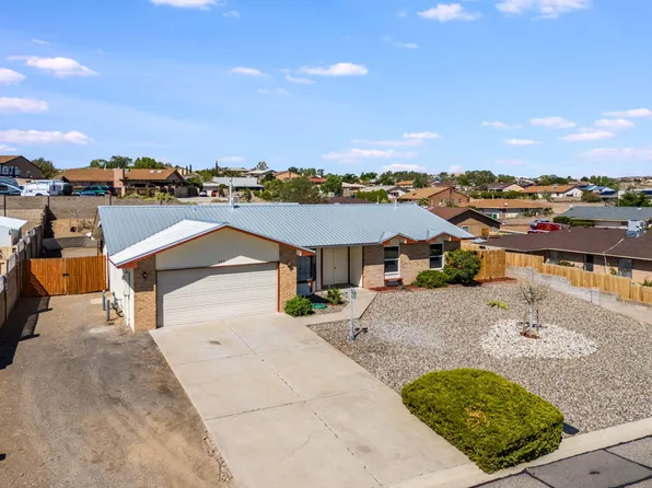 485 Sandstone Dr NE, Rio Rancho, NM 87124