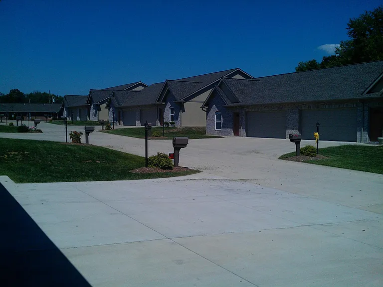 529 Rumbach Ave #529 — Photo 3