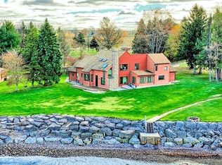 2609 Lake Rd, Ontario, NY 14519