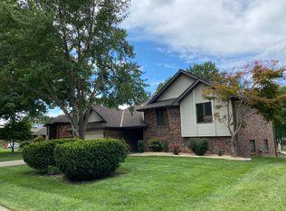 4721 S Stewart Ave, Springfield, MO 65804