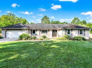 341 Leisure Ln, Greenwood, IN