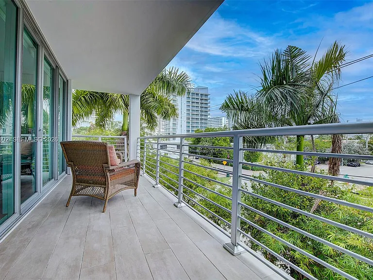 1577 Bay Rd #201 — Photo 28