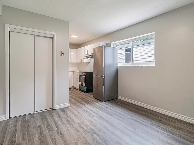 14 Scace Ave #11 — Photo 3