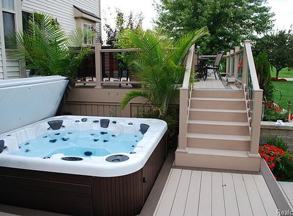 3rd image of 7553 Jonquil Ct