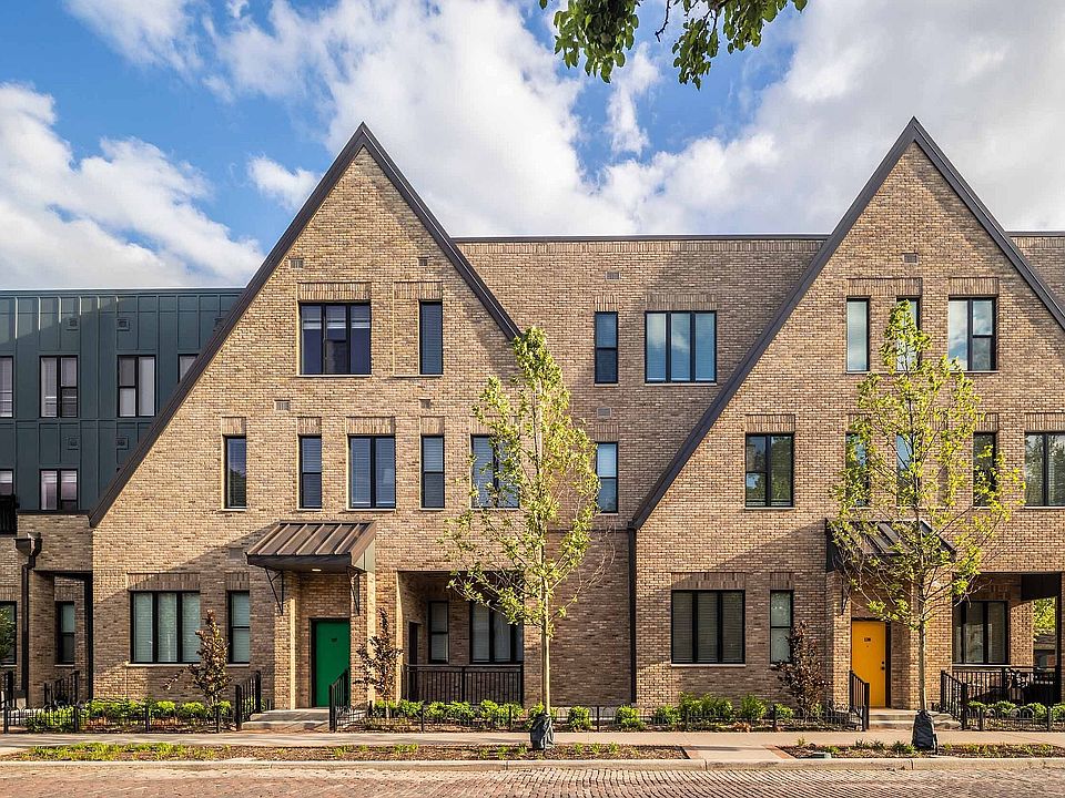 02 - Jaeger Square - Apartment Exterior 2