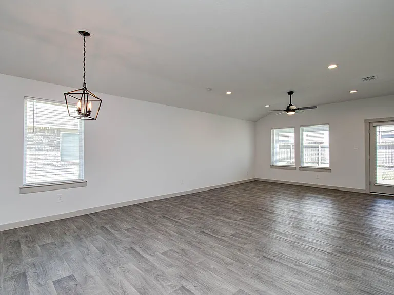 14543 Rain Tree Dr — Photo 20