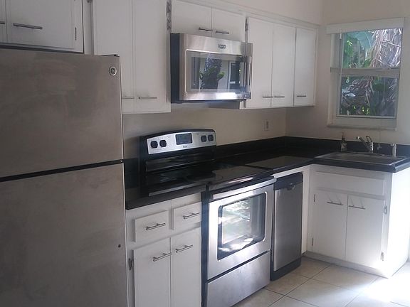 5th image of 2021 NE 56th St #5