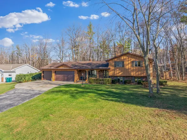 3182 Carnoustie Way, New Franken, WI 54229