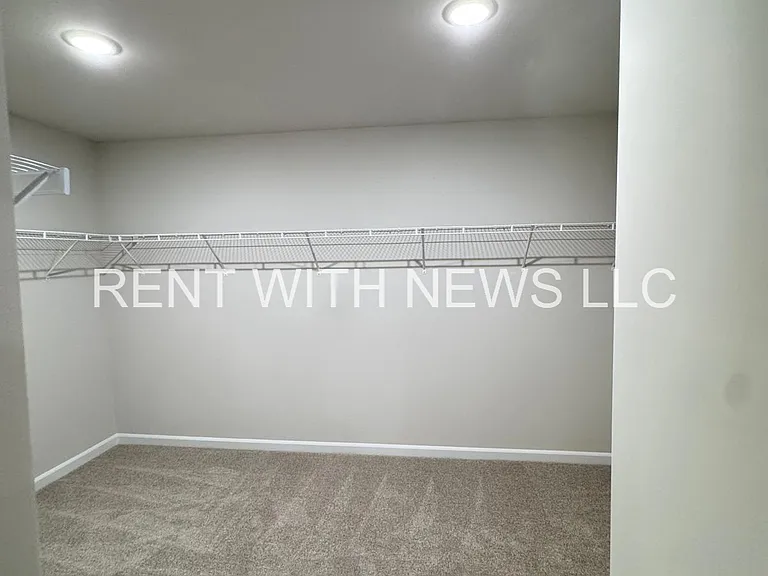 649 White Birch Ln — Photo 23