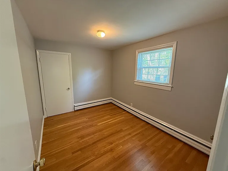 22 Arlington St — Photo 14