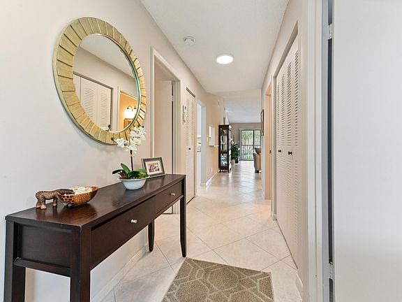 4th image of 15301 Pembridge Avenue #67
