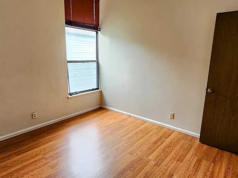 13902 E Stanford Cir — Photo 21