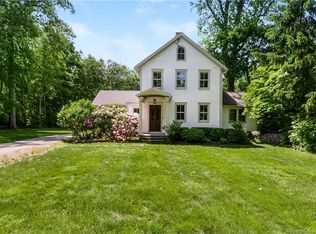 253 Hollow Tree Ridge Rd, Darien, CT 06820