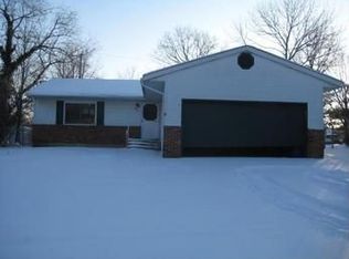 665 Holly Rd, Delaware, OH 43015