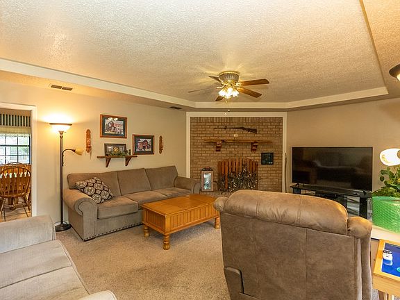 5th image of 605 Craig Dr