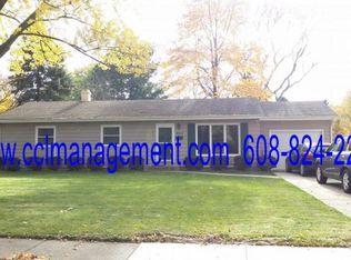 5753 Thrush Ln, Madison, WI 53711