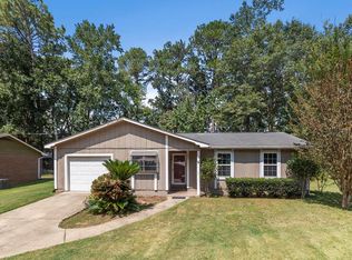 411 Pine Hills Dr, Dothan, AL 36301