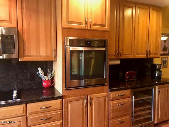 3rd image of 2084 E Alameda Dr