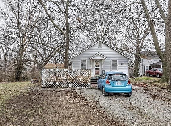 4th image of 230 N 38th St