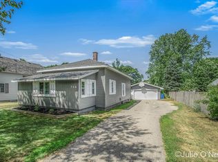 716 E Coffren St, Greenville, MI 48838