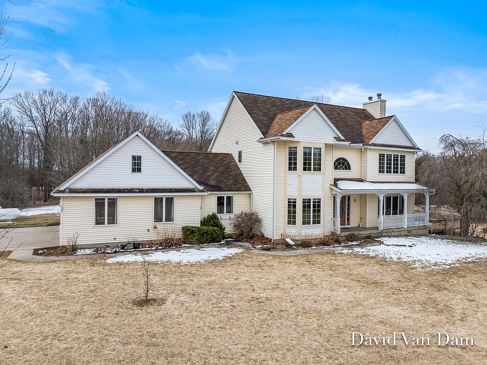 1st image of 6675 Riverside Ln