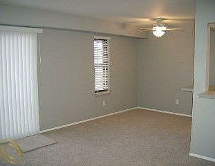 4th image of 31993 W 12 Mile Rd Unit 201