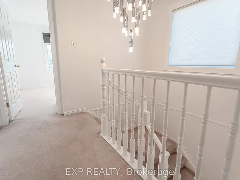 28 Chartwell Ave — Photo 35