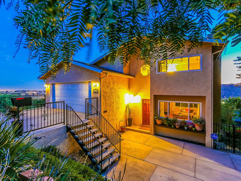 1st image of 470 Vista Gloriosa Dr