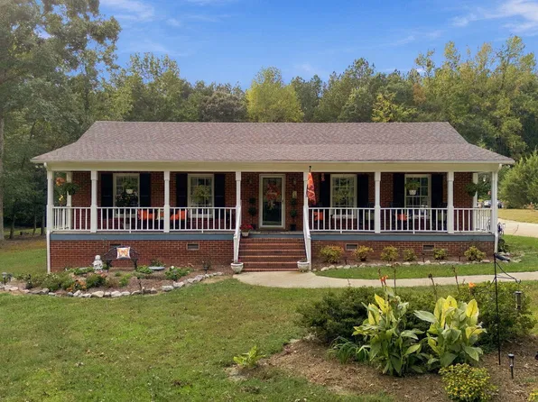 204 Wiley Oaks Dr, Wendell, NC 27591