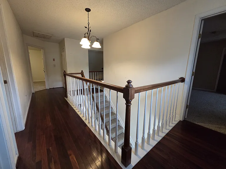 553 Broad Bend Cir — Photo 22