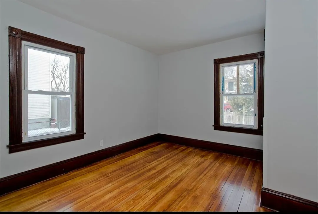 2 bed, 1200 sqft, $1,950 — Photo 3