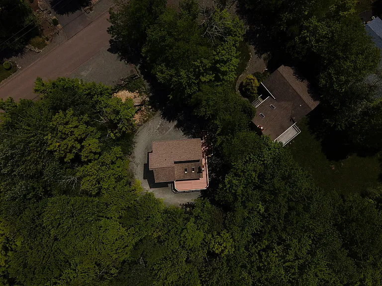 1678 Windemere Ln — Photo 11
