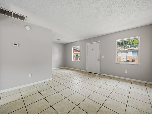 5th image of 3015 Allred Dr #A