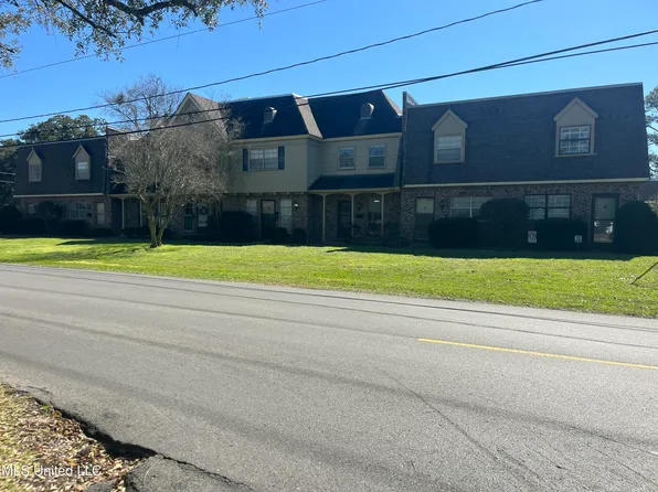 413 Kahler St APT 6, Gulfport, MS 39507