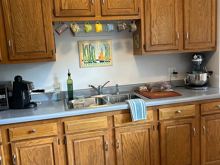 6015 W Wells St — Photo 2
